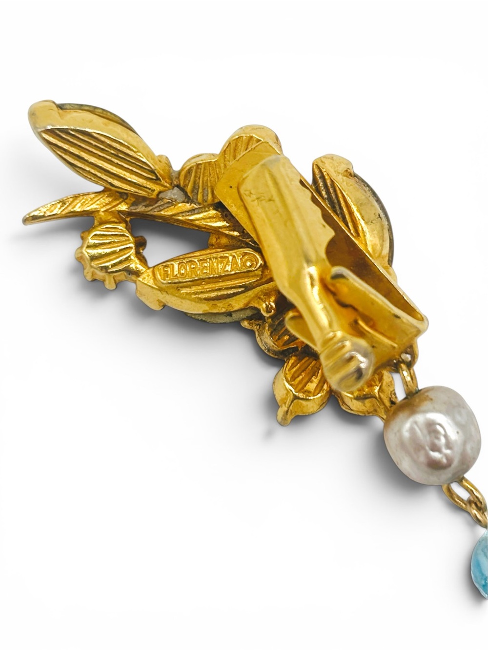 Signed Vintage Florenza Victorian Revival Floral Pearl & Rhinestone Sweater Clip - Picture 10 of 10